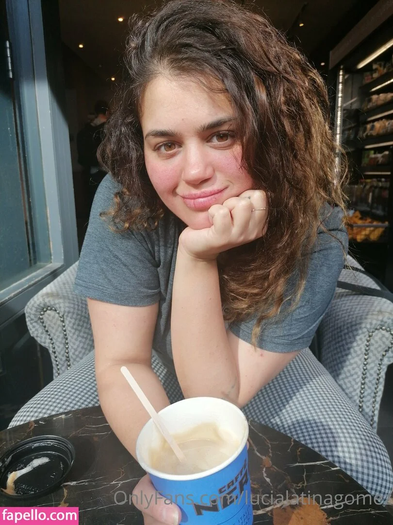lucialatinagomez Onlyfans Photo Gallery 