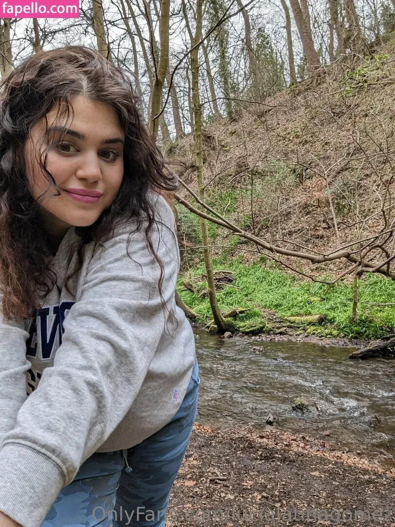 lucialatinagomez Onlyfans Photo Gallery 