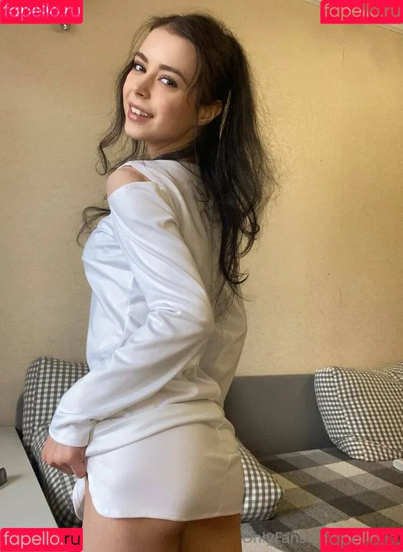 mollylo Onlyfans Photo Gallery 