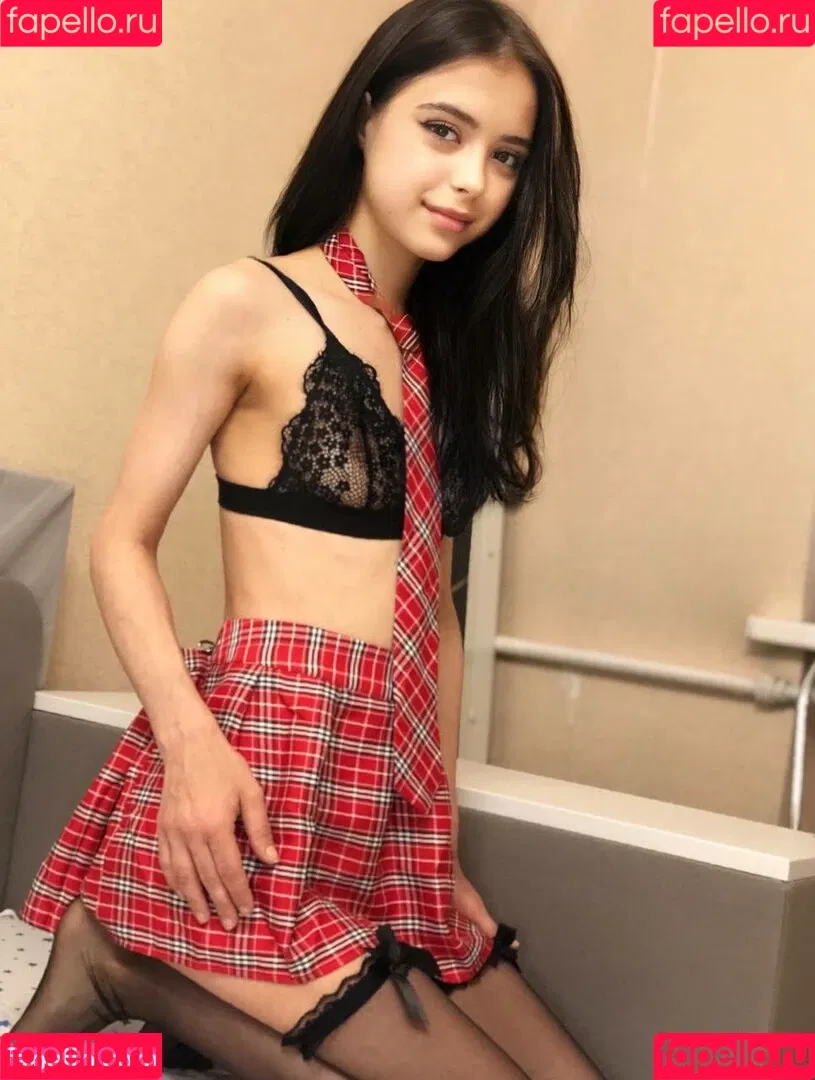 mollylo Onlyfans Photo Gallery 