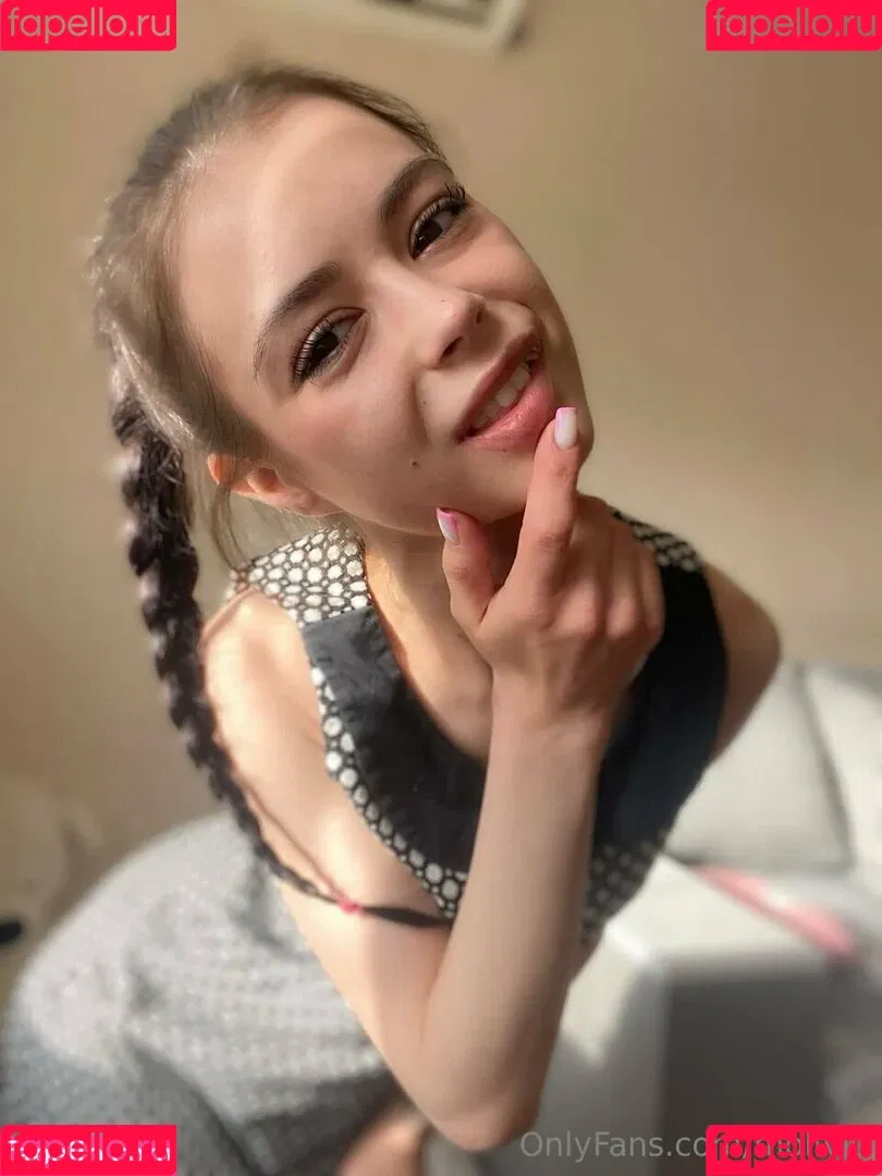 mollylo Onlyfans Photo Gallery 