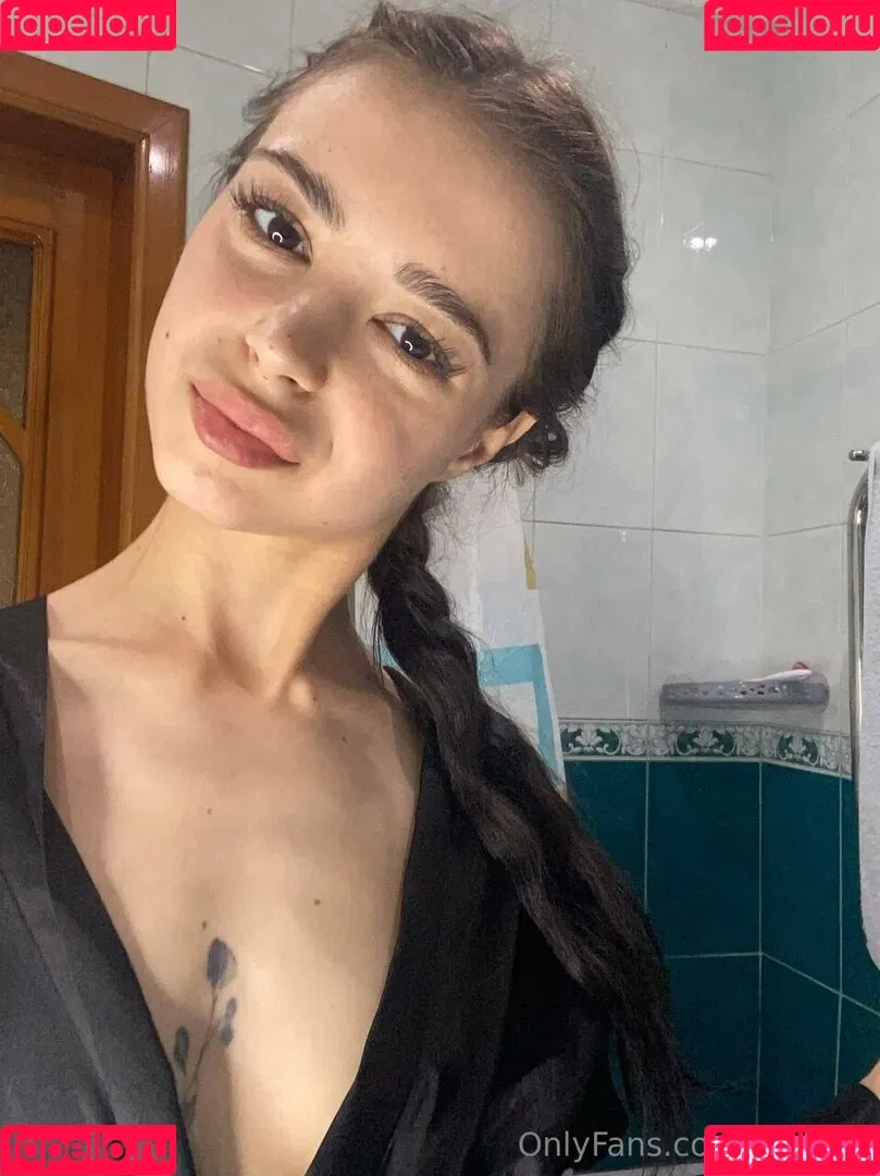 mollylo Onlyfans Photo Gallery 