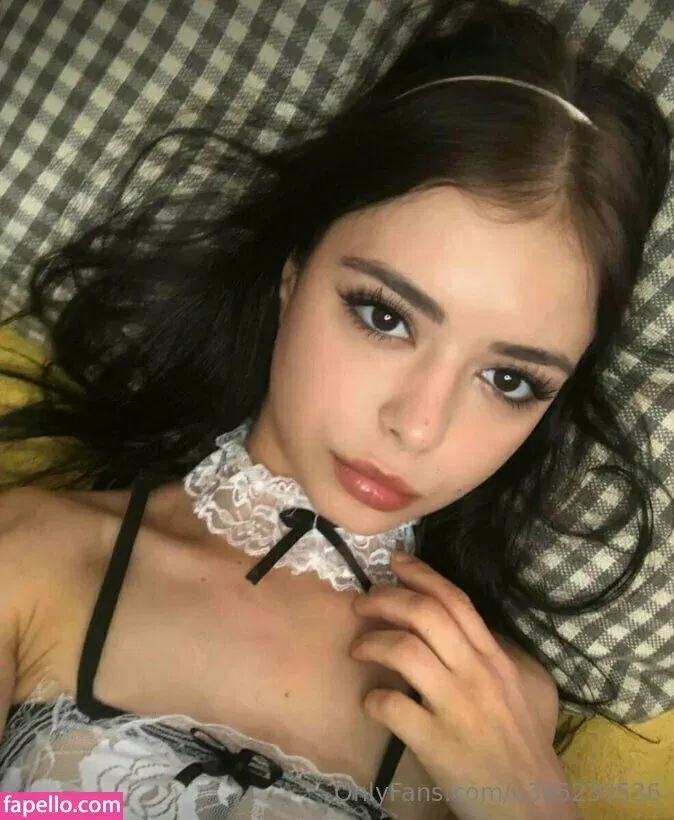 mollylo Onlyfans Photo Gallery 