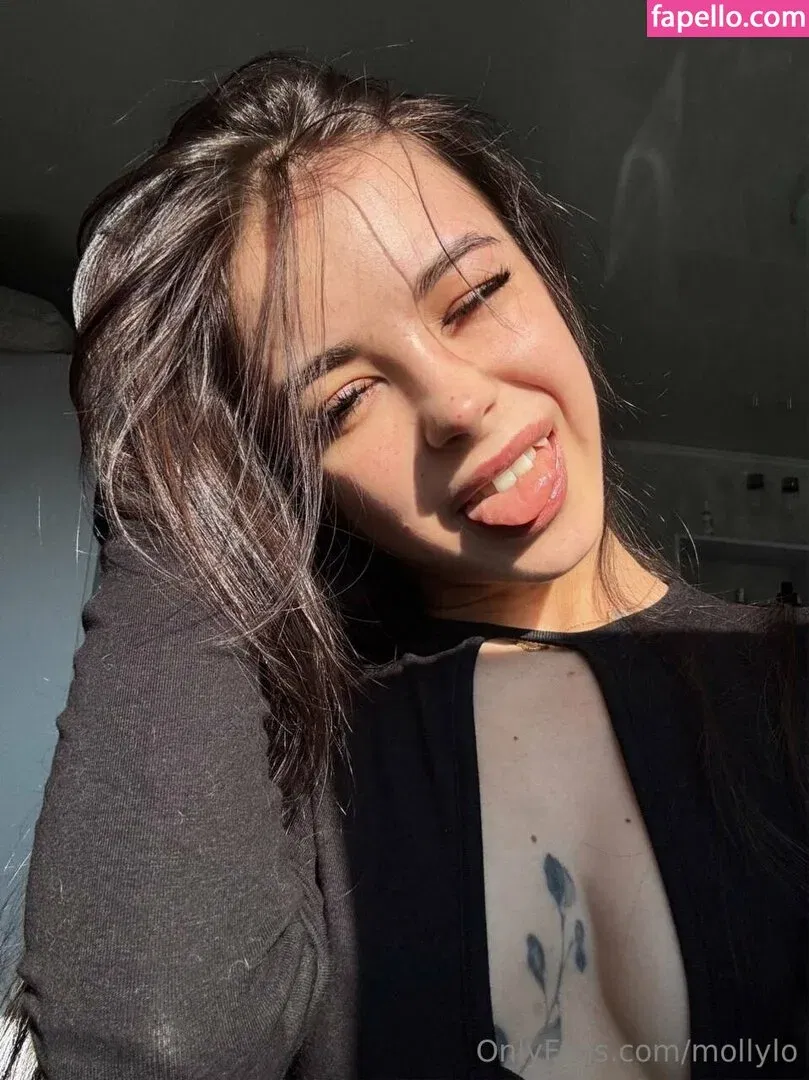 mollylo Onlyfans Photo Gallery 