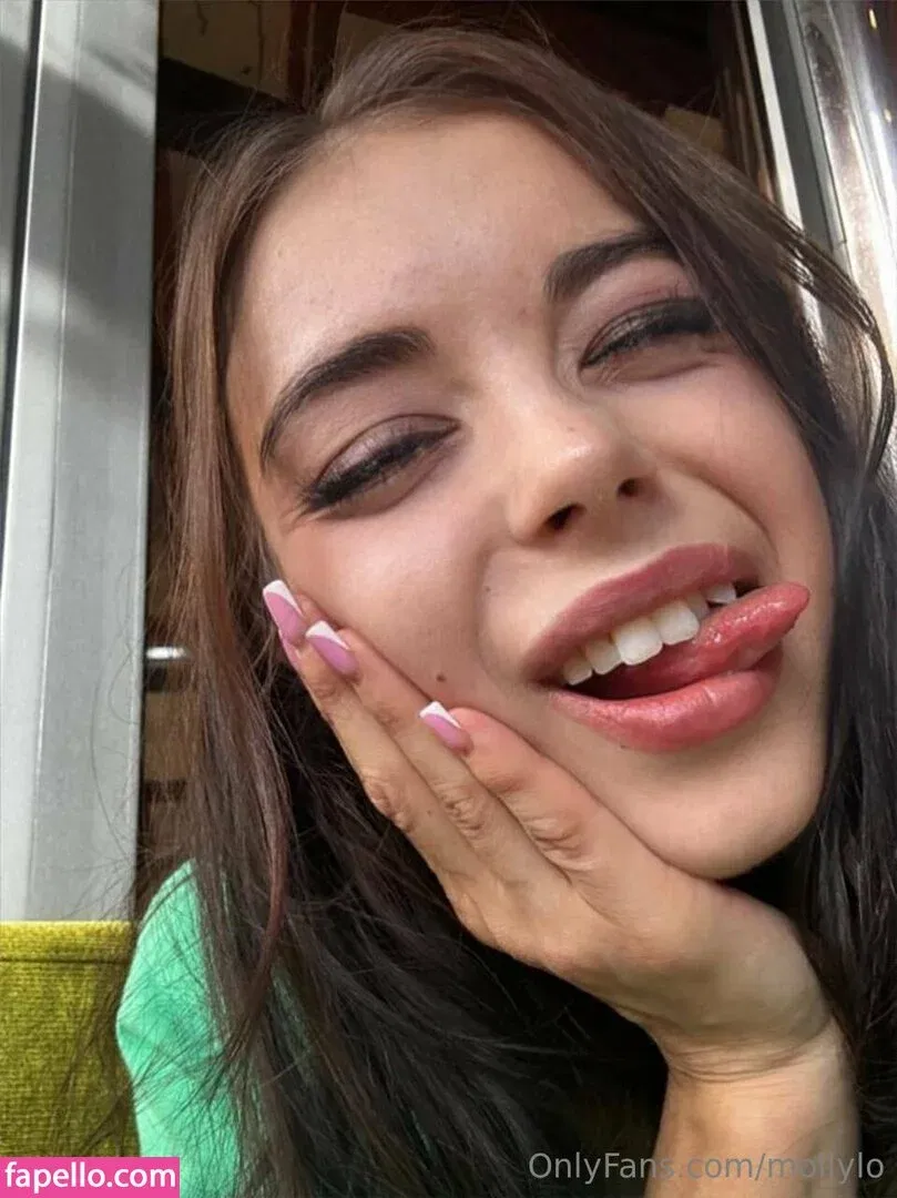 mollylo Onlyfans Photo Gallery 
