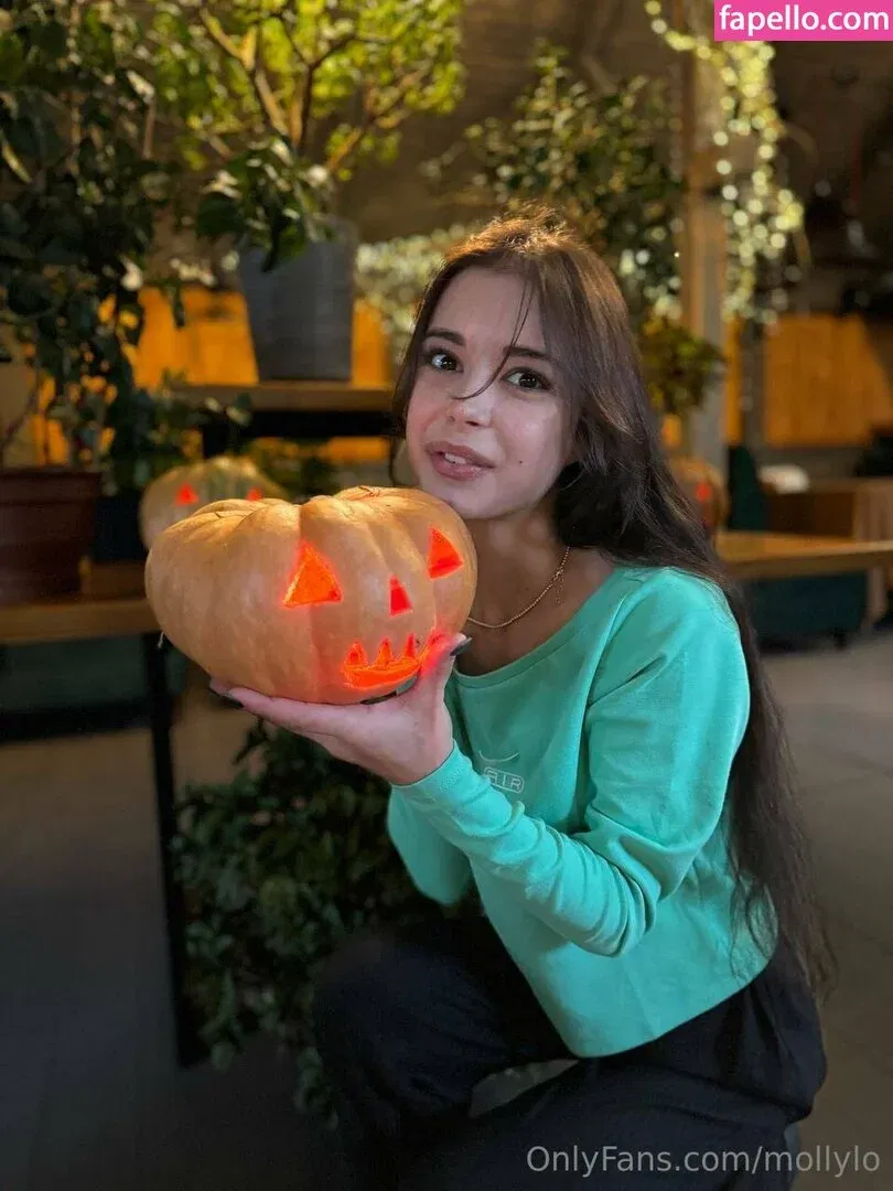 mollylo Onlyfans Photo Gallery 