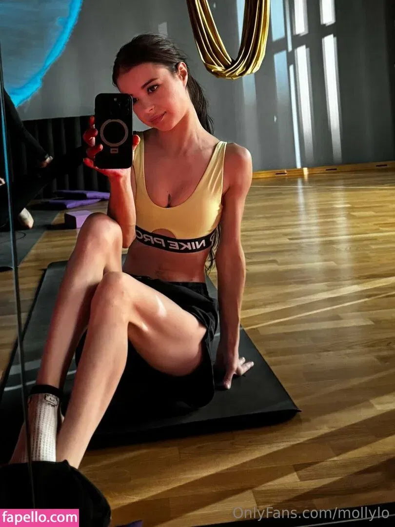 mollylo Onlyfans Photo Gallery 