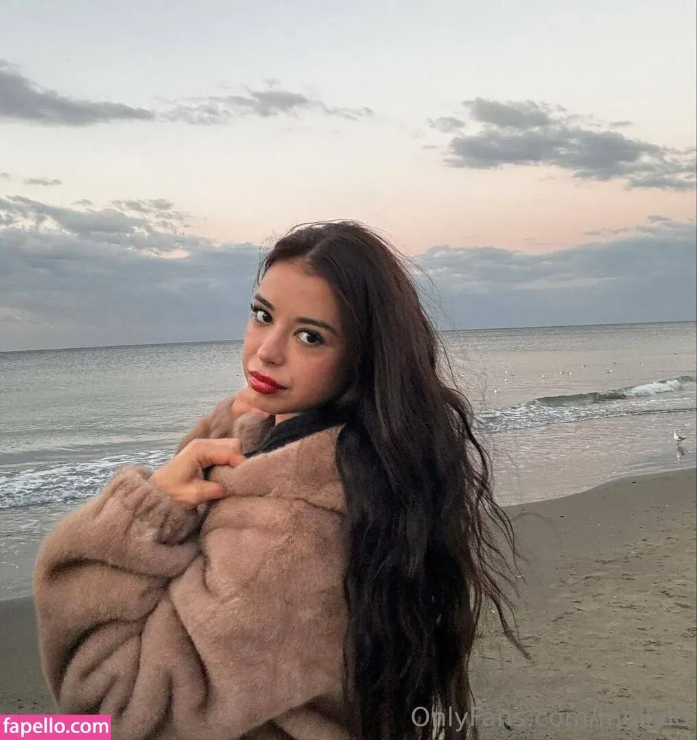 mollylo Onlyfans Photo Gallery 