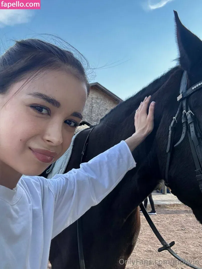 mollylo Onlyfans Photo Gallery 