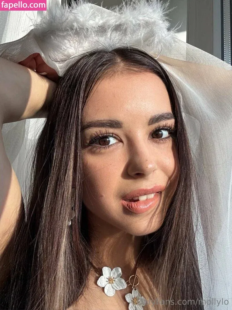 mollylo Onlyfans Photo Gallery 