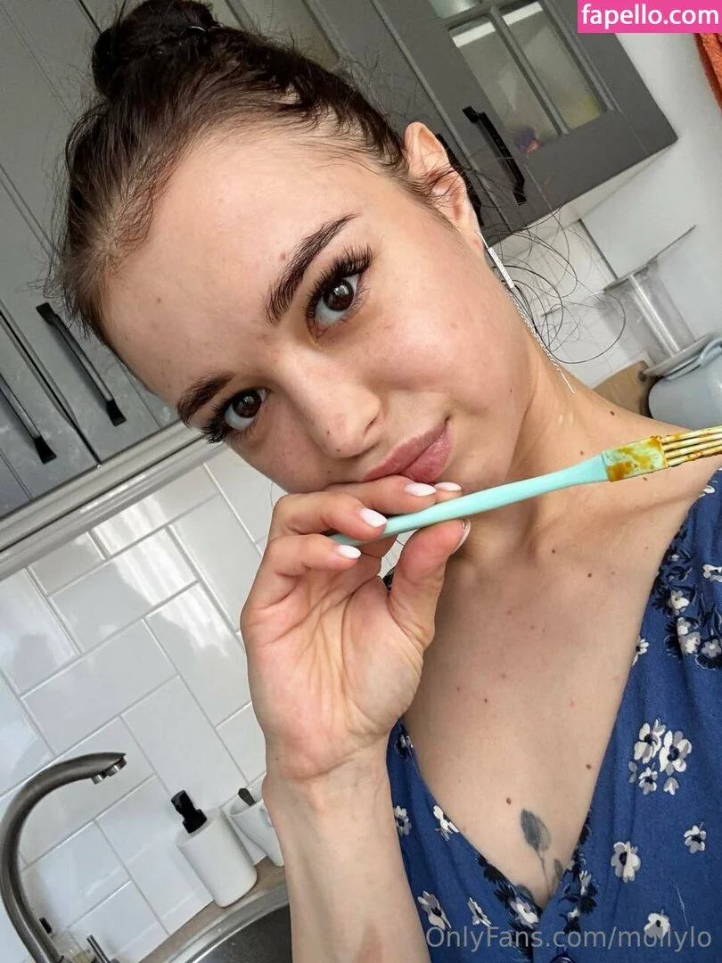 mollylo Onlyfans Photo Gallery 