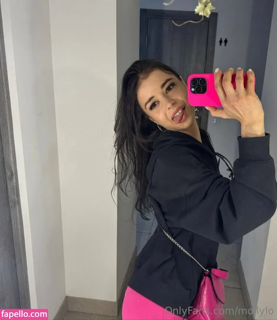 mollylo Onlyfans Photo Gallery 