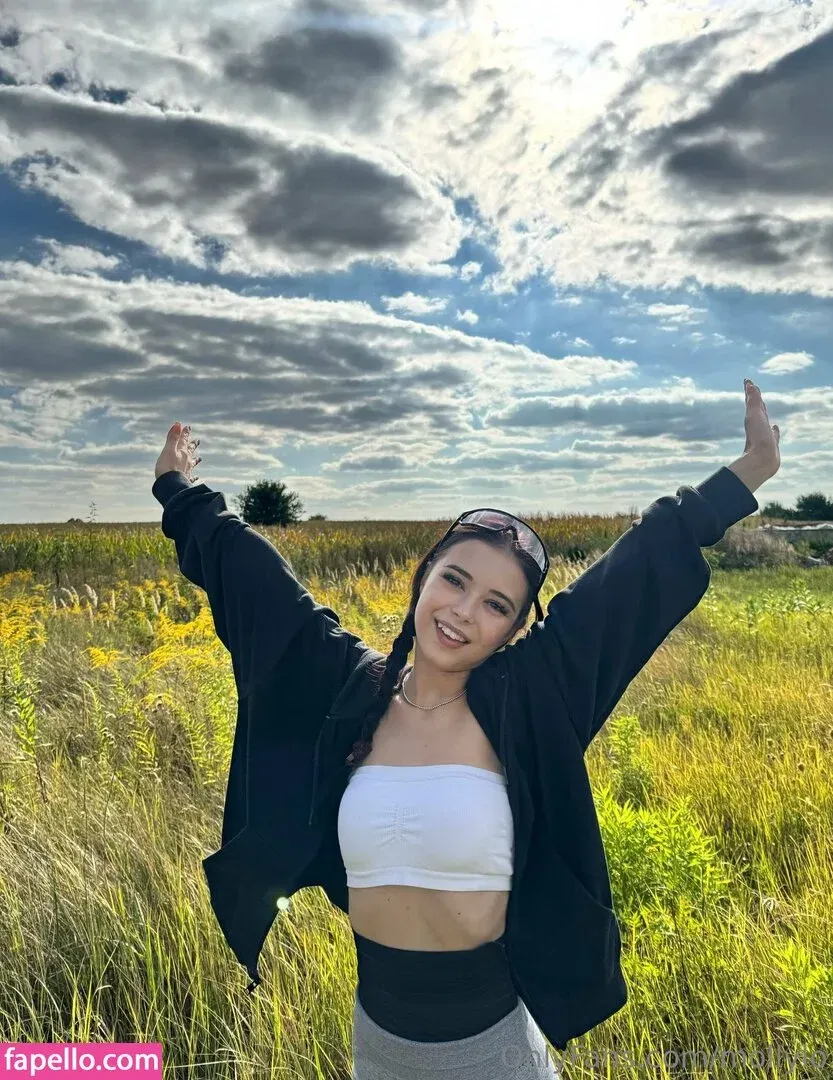 mollylo Onlyfans Photo Gallery 