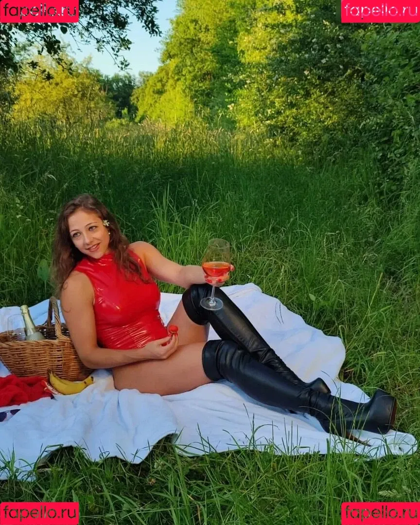 muc.model Onlyfans Photo Gallery 