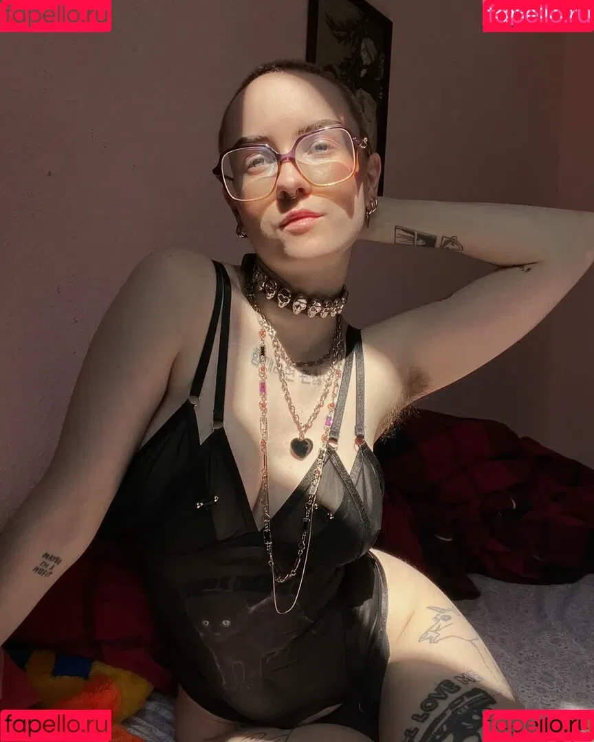 KAT 13ptx 133ptx Onlyfans Photo Gallery 