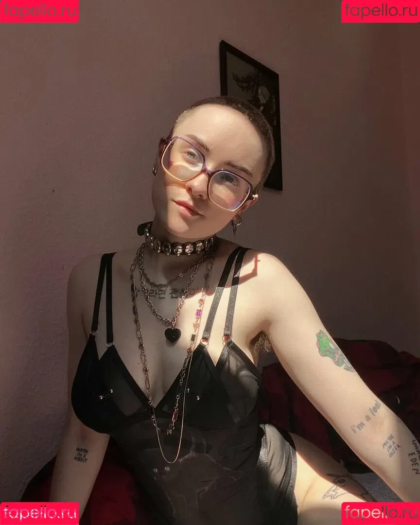 KAT 13ptx 133ptx Onlyfans Photo Gallery 