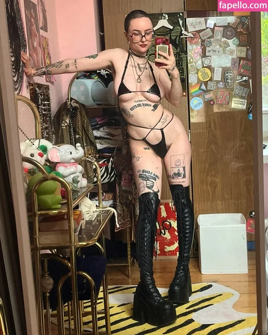 KAT 13ptx 133ptx Onlyfans Photo Gallery 