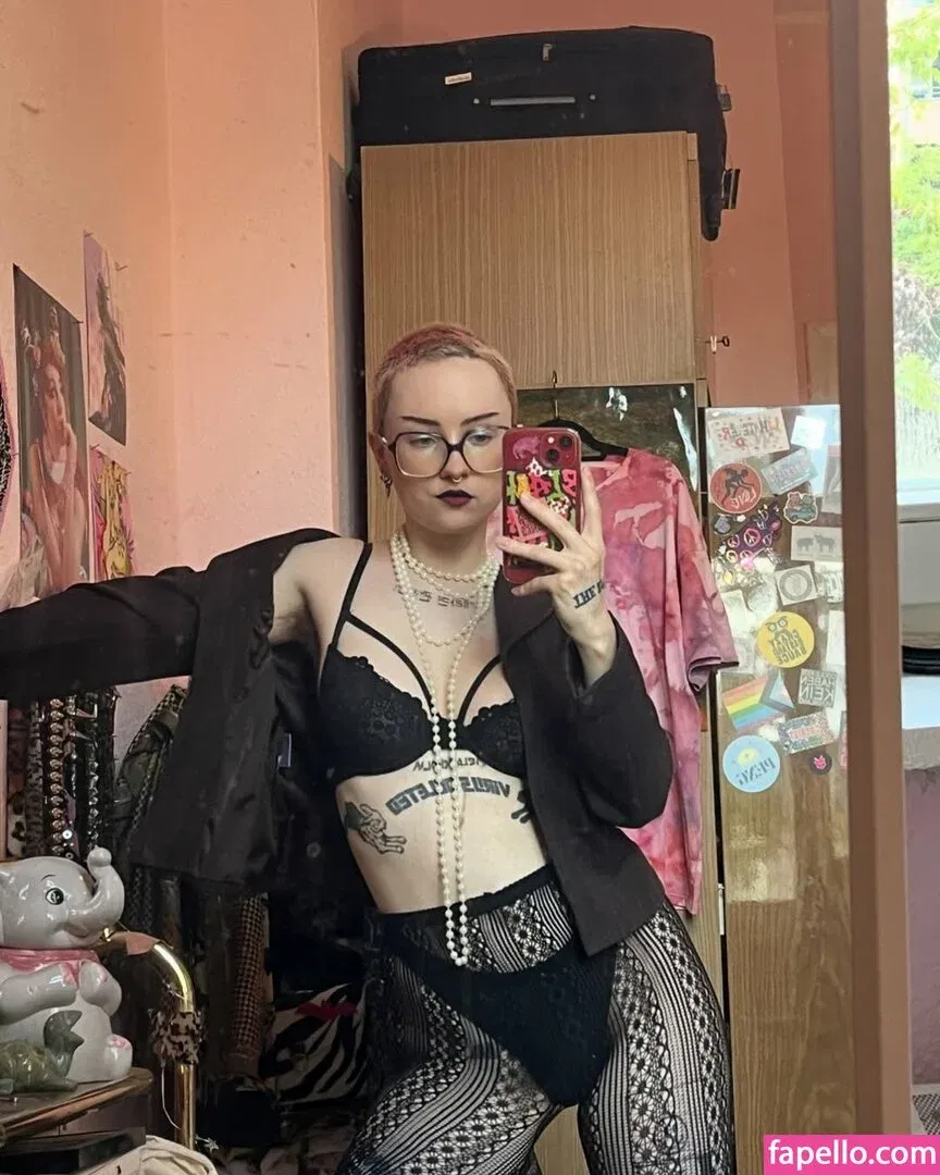 KAT 13ptx 133ptx Onlyfans Photo Gallery 