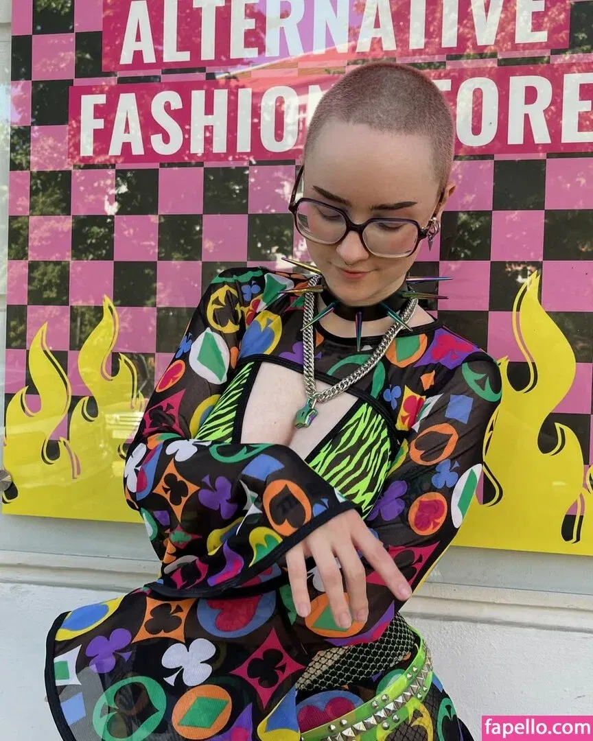 KAT 13ptx 133ptx Onlyfans Photo Gallery 