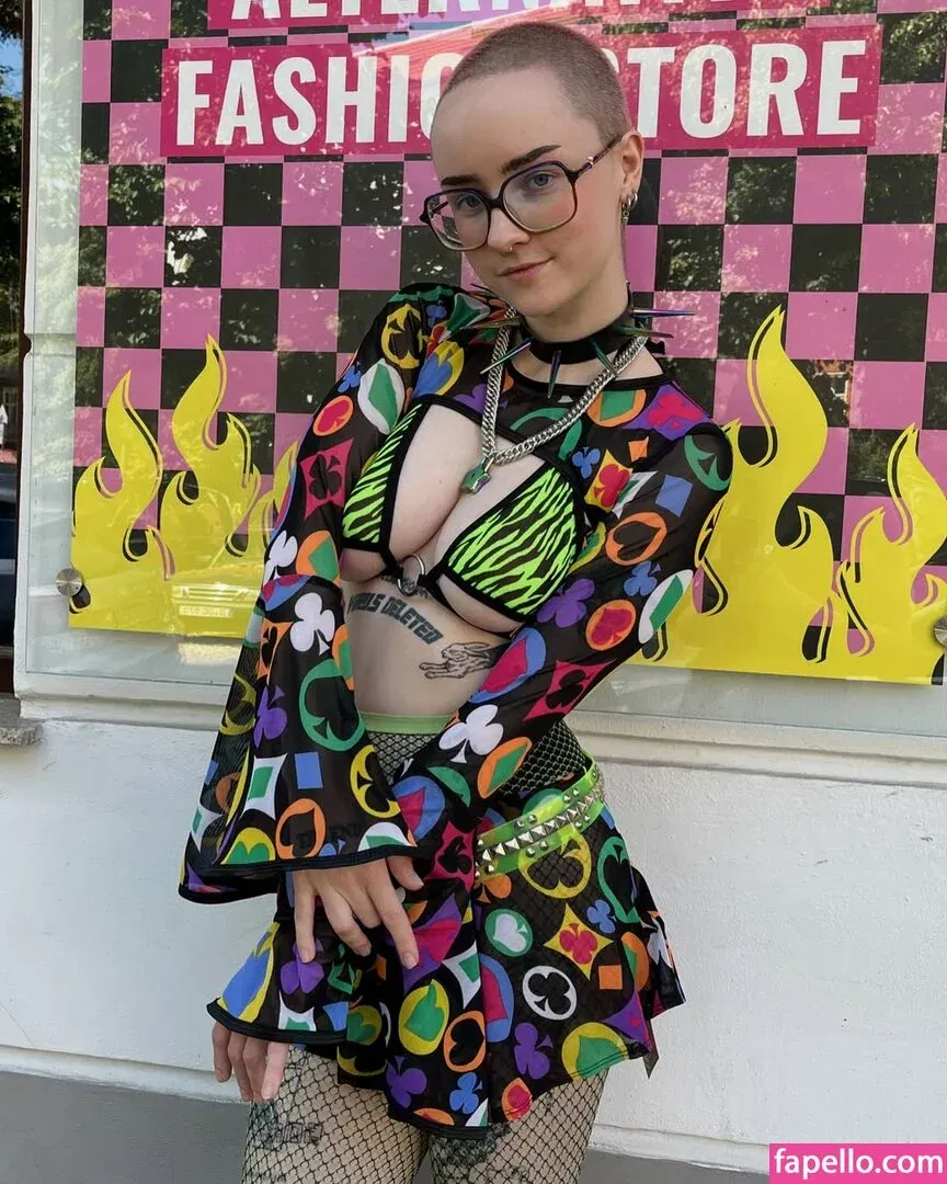 KAT 13ptx 133ptx Onlyfans Photo Gallery 