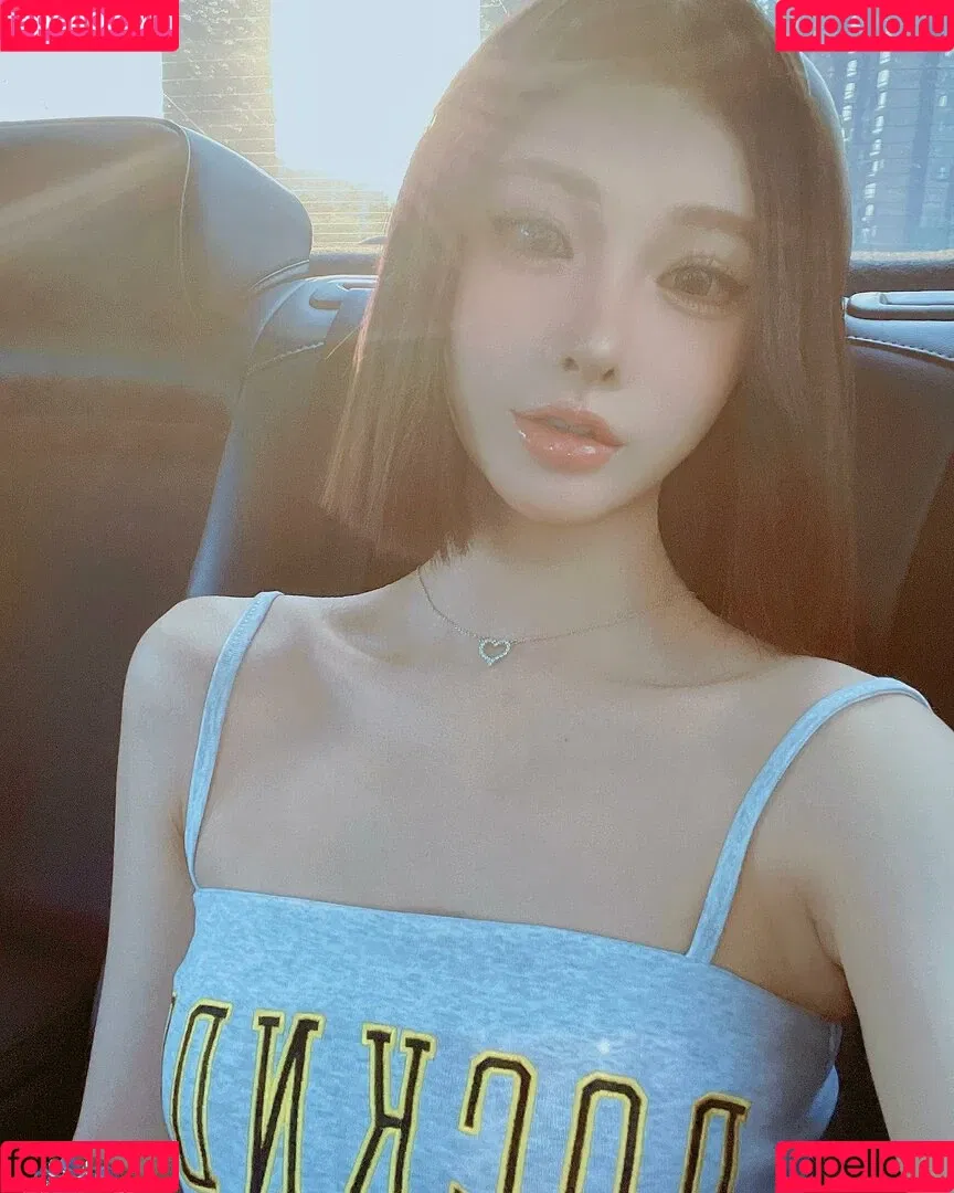 Ivy Ai.lin20_ Onlyfans Photo Gallery 