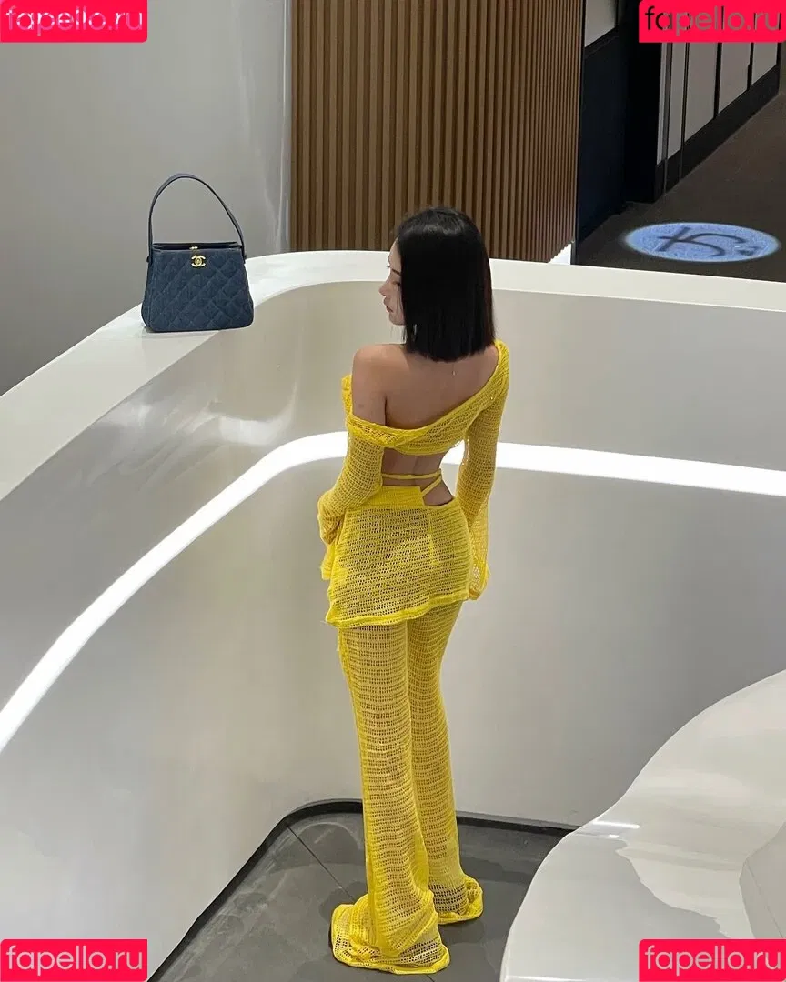 Ivy Ai.lin20_ Onlyfans Photo Gallery 