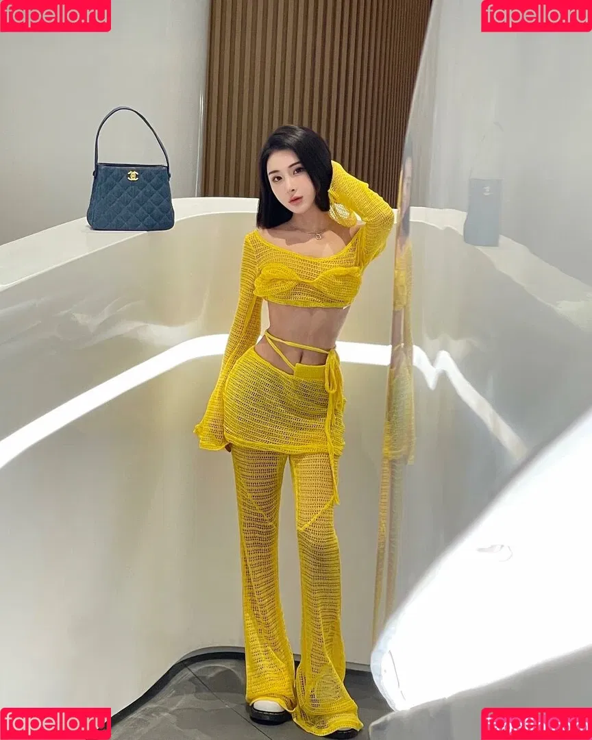 Ivy Ai.lin20_ Onlyfans Photo Gallery 