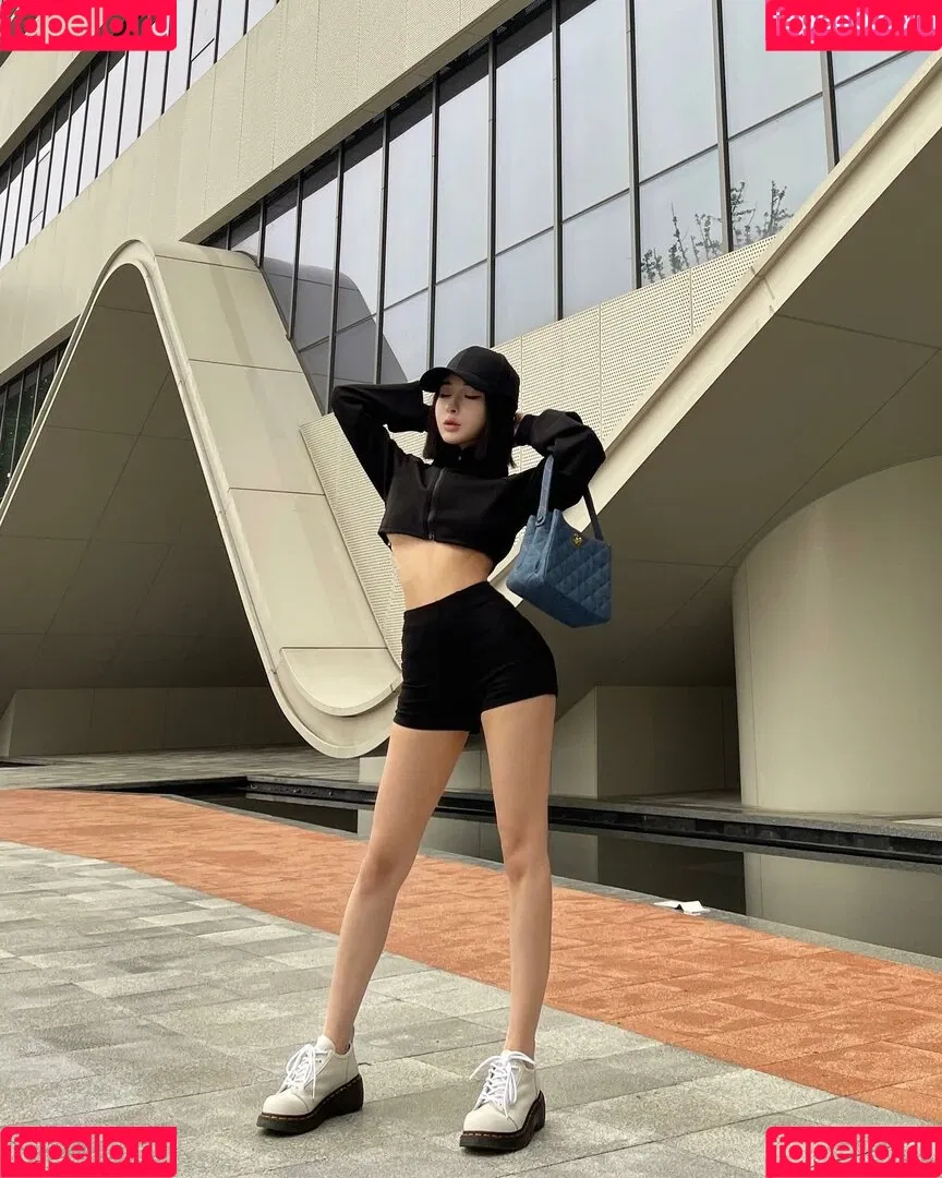 Ivy Ai.lin20_ Onlyfans Photo Gallery 