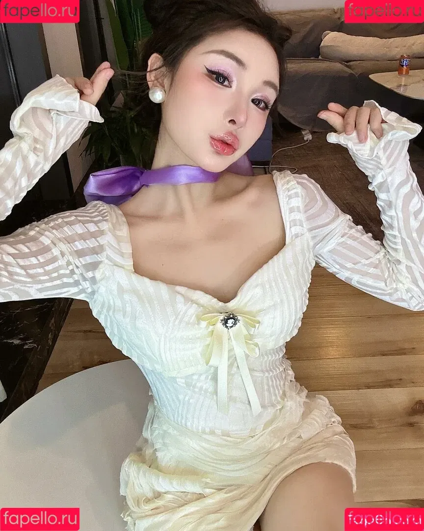 Ivy Ai.lin20_ Onlyfans Photo Gallery 