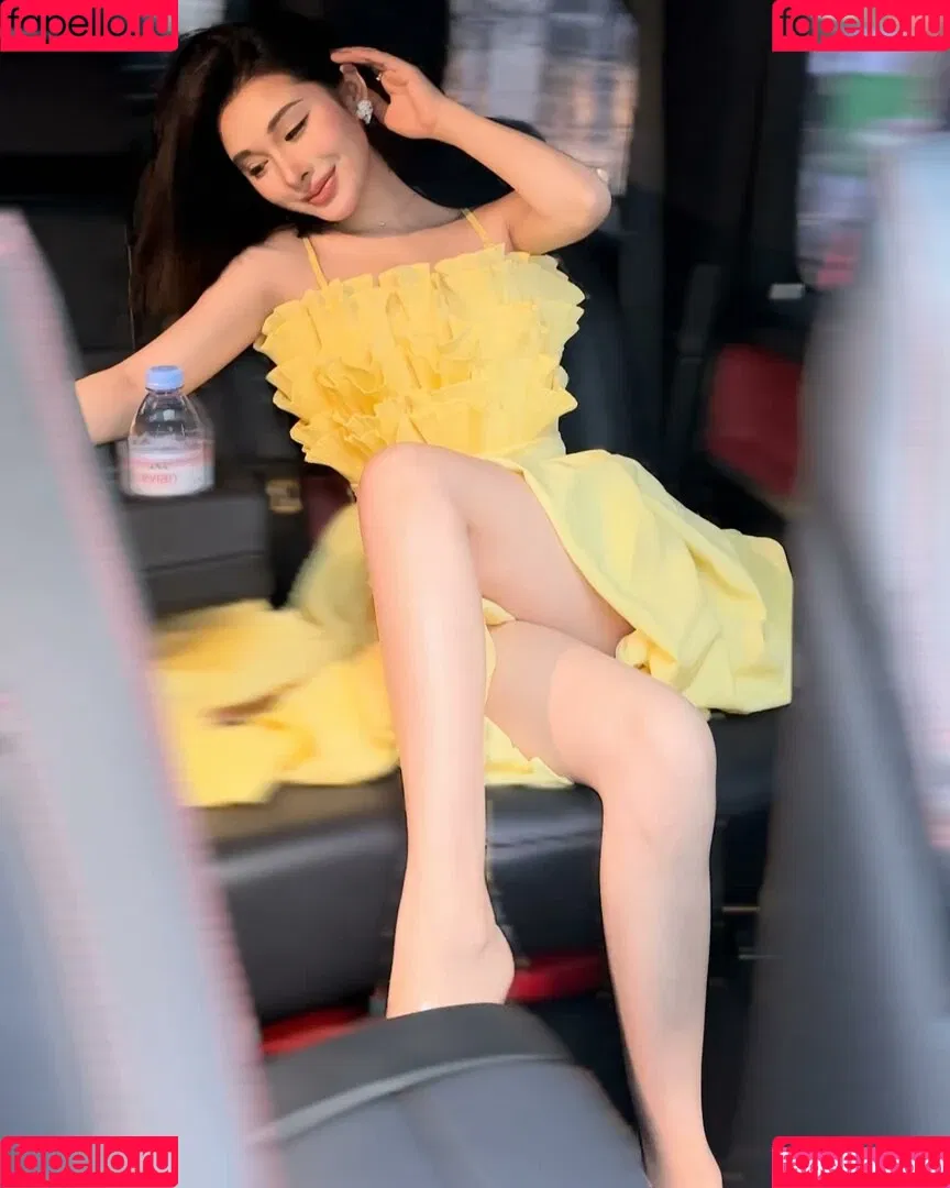 Ivy Ai.lin20_ Onlyfans Photo Gallery 