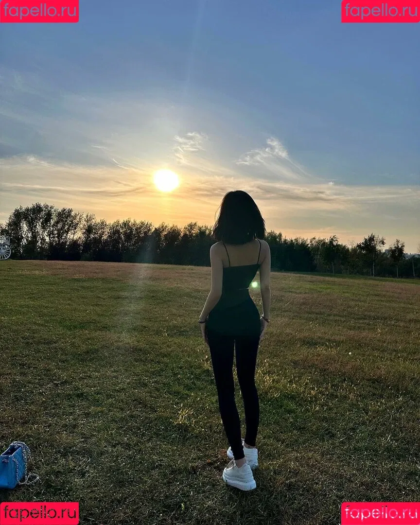 Ivy Ai.lin20_ Onlyfans Photo Gallery 