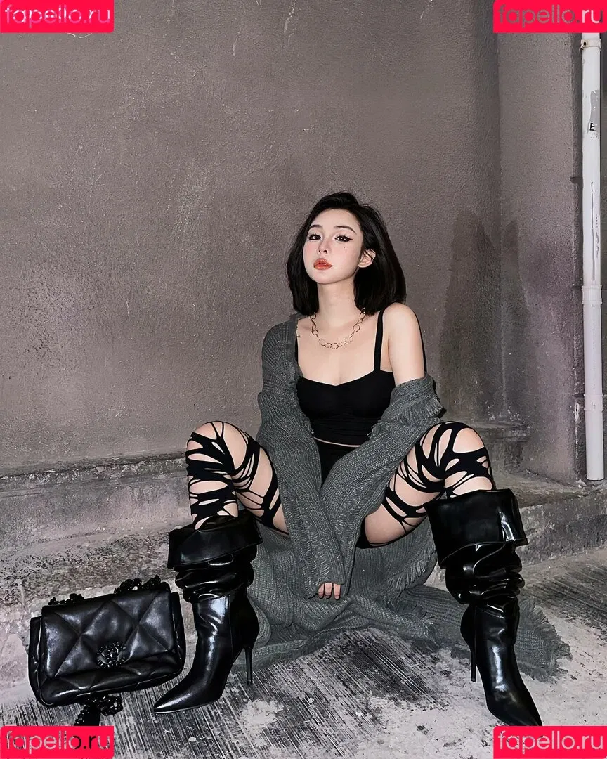 Ivy Ai.lin20_ Onlyfans Photo Gallery 