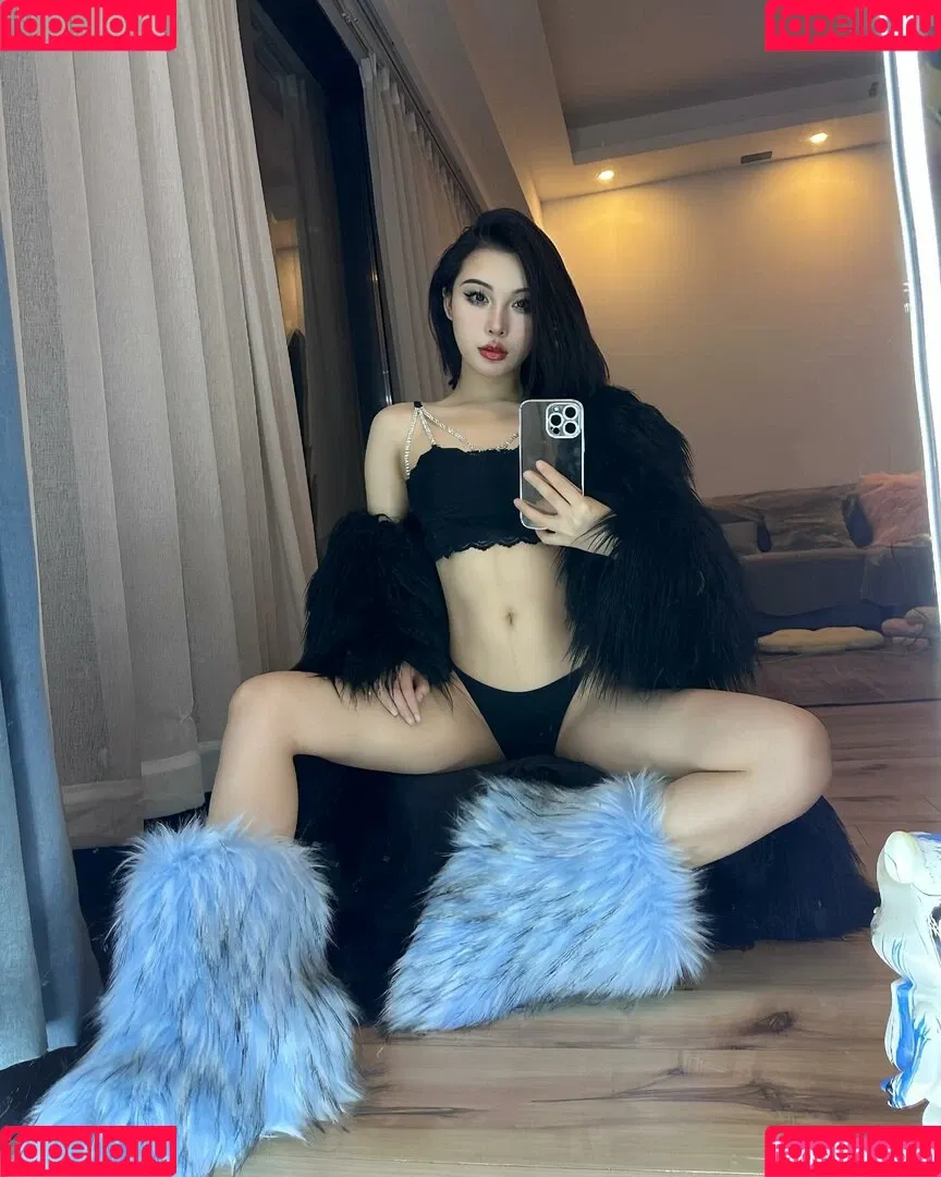 Ivy Ai.lin20_ Onlyfans Photo Gallery 
