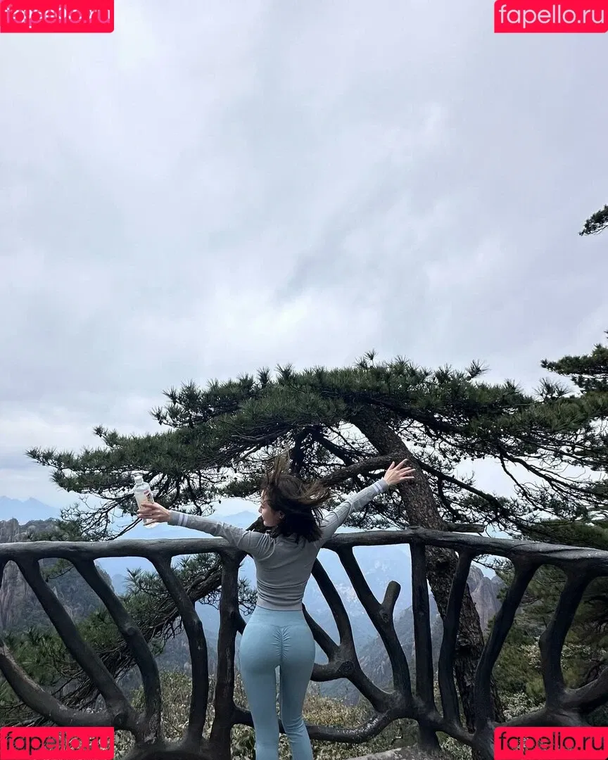 Ivy Ai.lin20_ Onlyfans Photo Gallery 