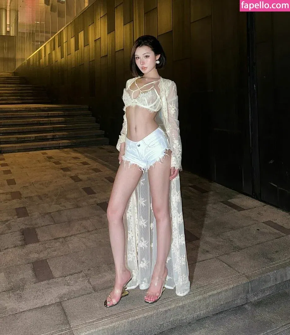 Ivy Ai.lin20_ Onlyfans Photo Gallery 