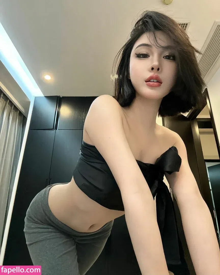 Ivy Ai.lin20_ Onlyfans Photo Gallery 