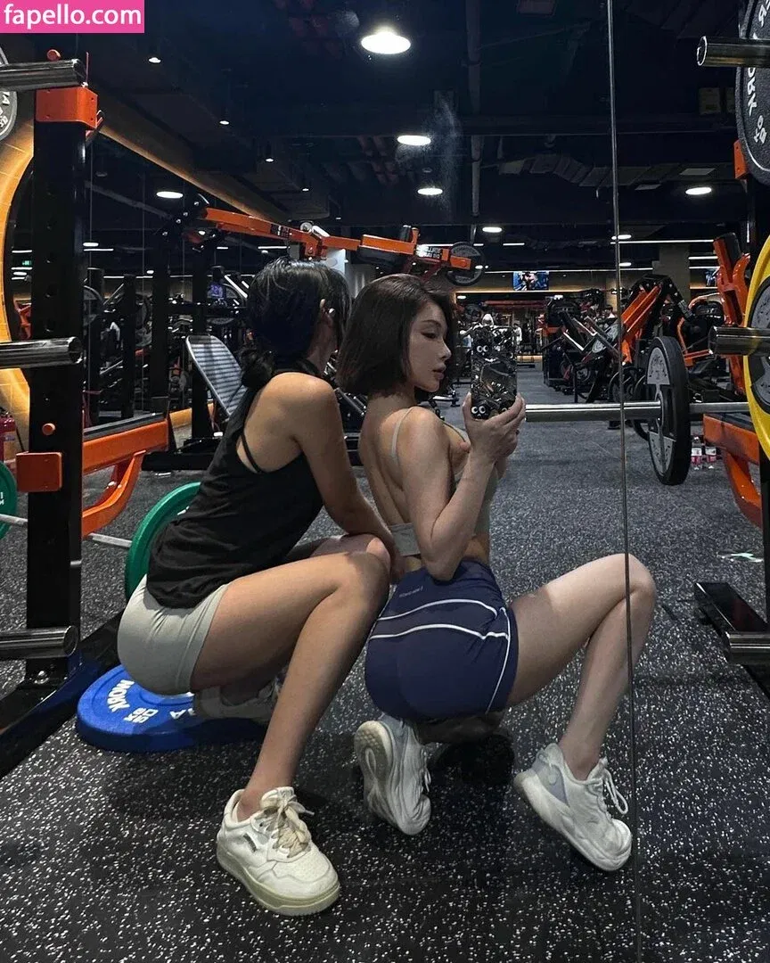 Ivy Ai.lin20_ Onlyfans Photo Gallery 