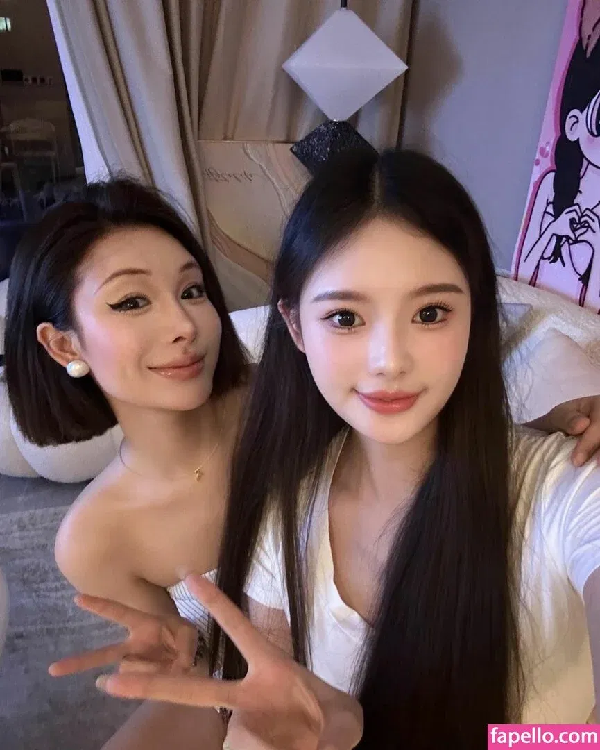 Ivy Ai.lin20_ Onlyfans Photo Gallery 