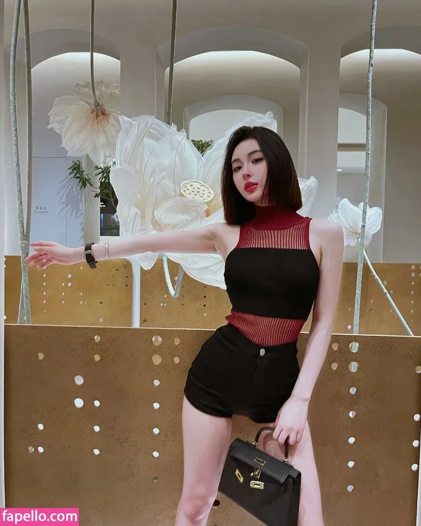 Ivy Ai.lin20_ Onlyfans Photo Gallery 