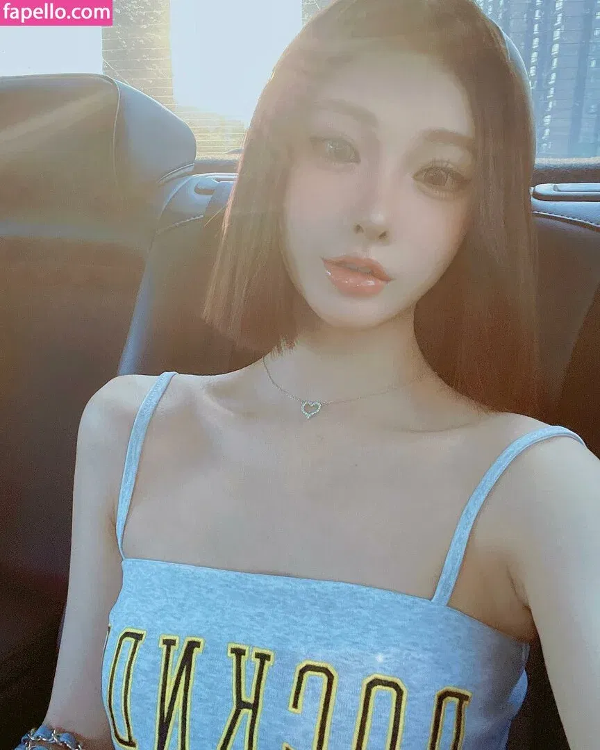Ivy Ai.lin20_ Onlyfans Photo Gallery 