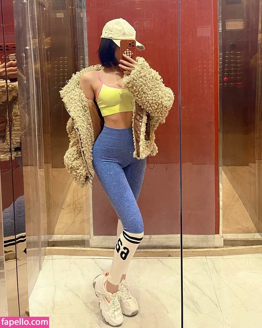 Ivy Ai.lin20_ Onlyfans Photo Gallery 