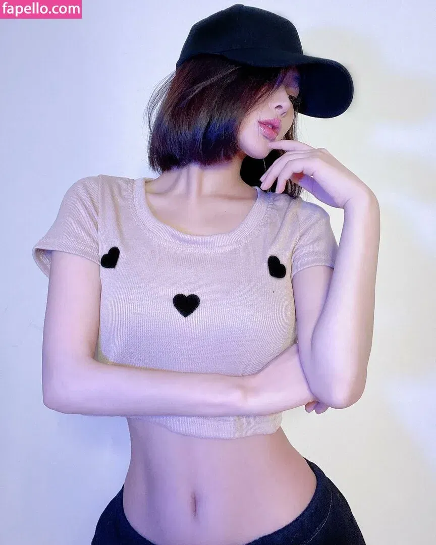 Ivy Ai.lin20_ Onlyfans Photo Gallery 