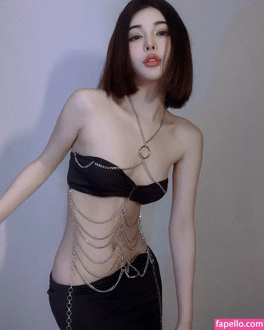 Ivy Ai.lin20_ Onlyfans Photo Gallery 