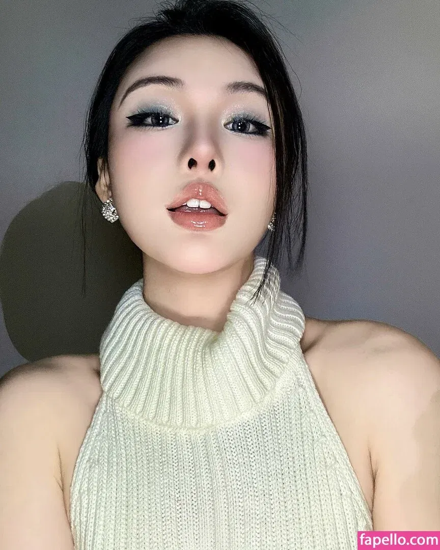 Ivy Ai.lin20_ Onlyfans Photo Gallery 