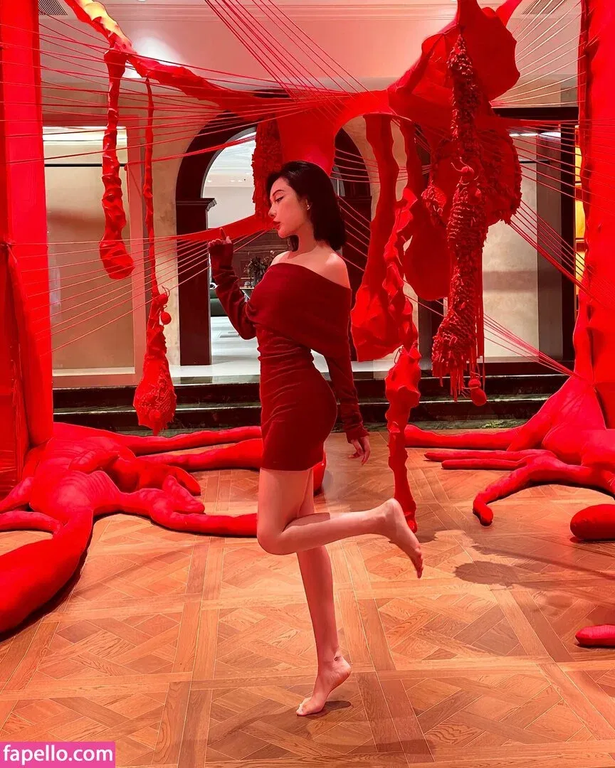 Ivy Ai.lin20_ Onlyfans Photo Gallery 