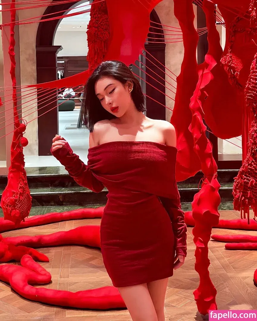 Ivy Ai.lin20_ Onlyfans Photo Gallery 