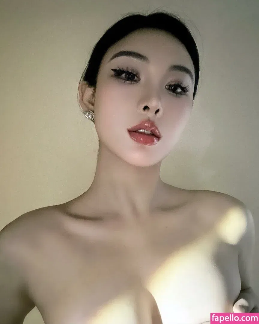 Ivy Ai.lin20_ Onlyfans Photo Gallery 