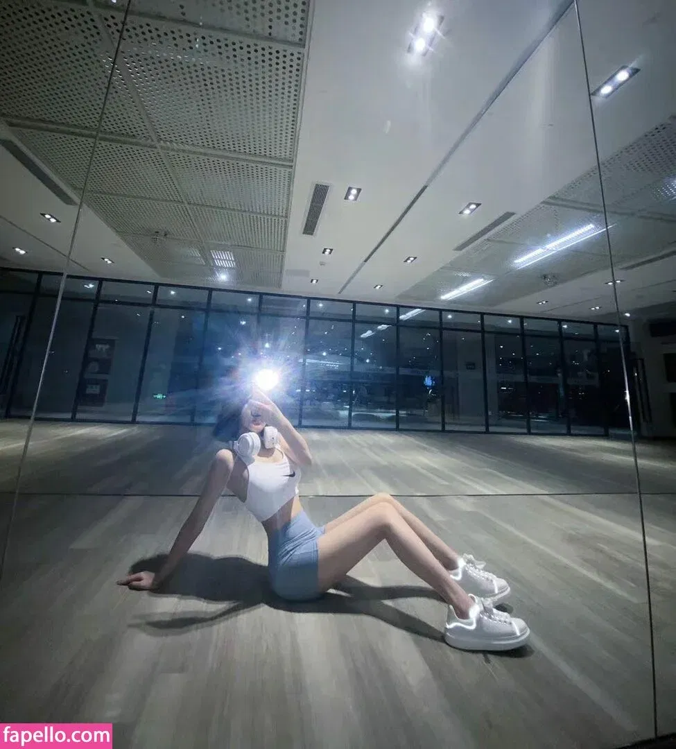 Ivy Ai.lin20_ Onlyfans Photo Gallery 