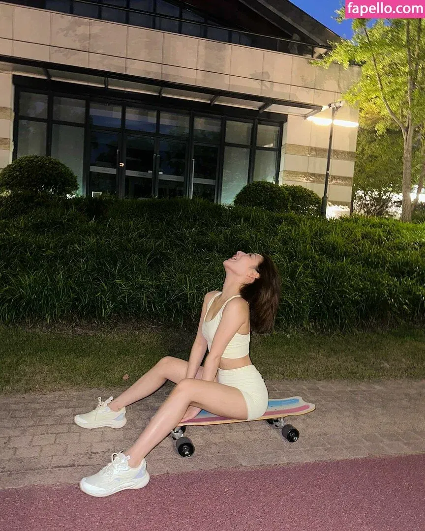 Ivy Ai.lin20_ Onlyfans Photo Gallery 