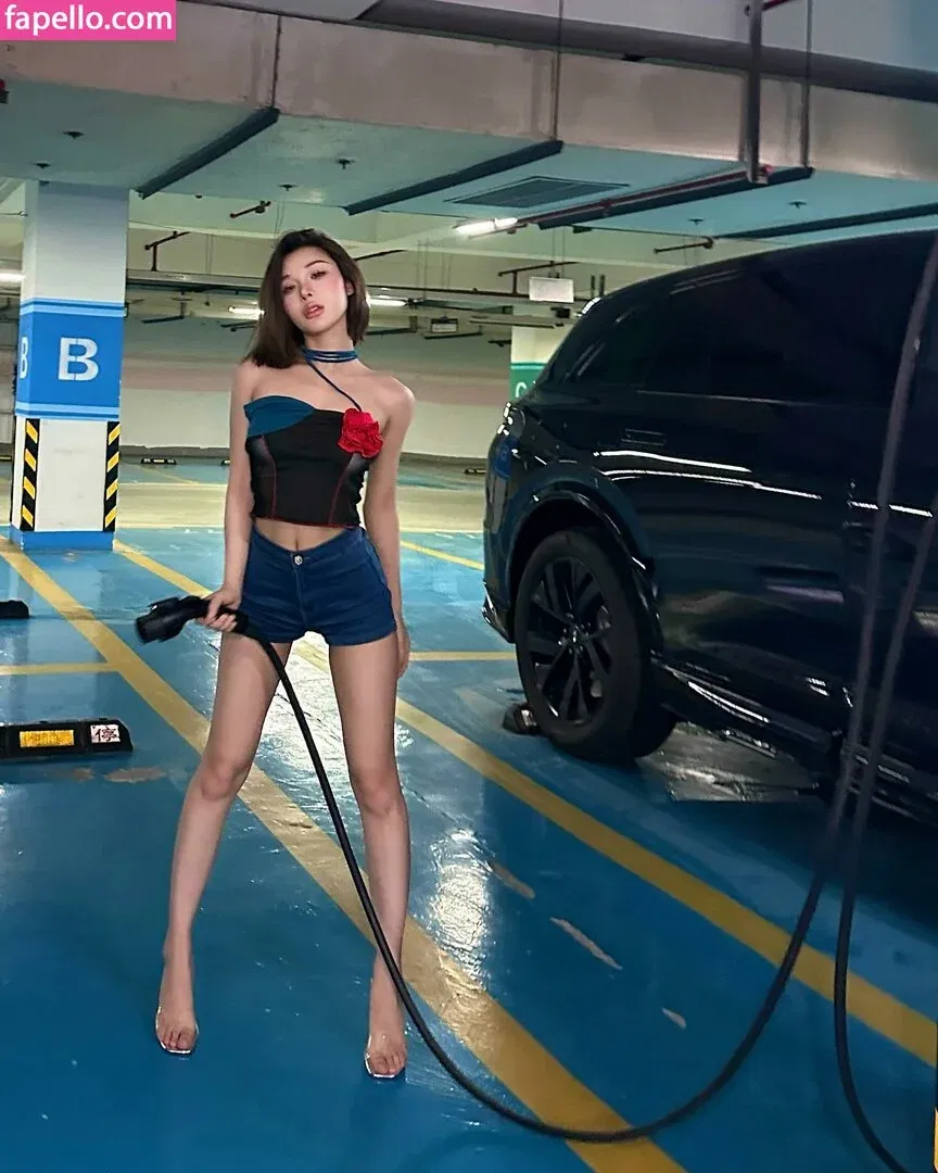 Ivy Ai.lin20_ Onlyfans Photo Gallery 